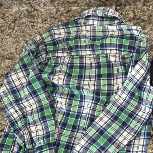 Carter's Kids  Shirt and faded gear shirt - Picture 3 of 9